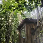 Off-grid Forest Glamping Karuse