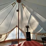 Off-Grid Forest Glamping * Karuse