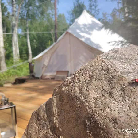Off-Grid Forest Glamping Luxury tent Karuse